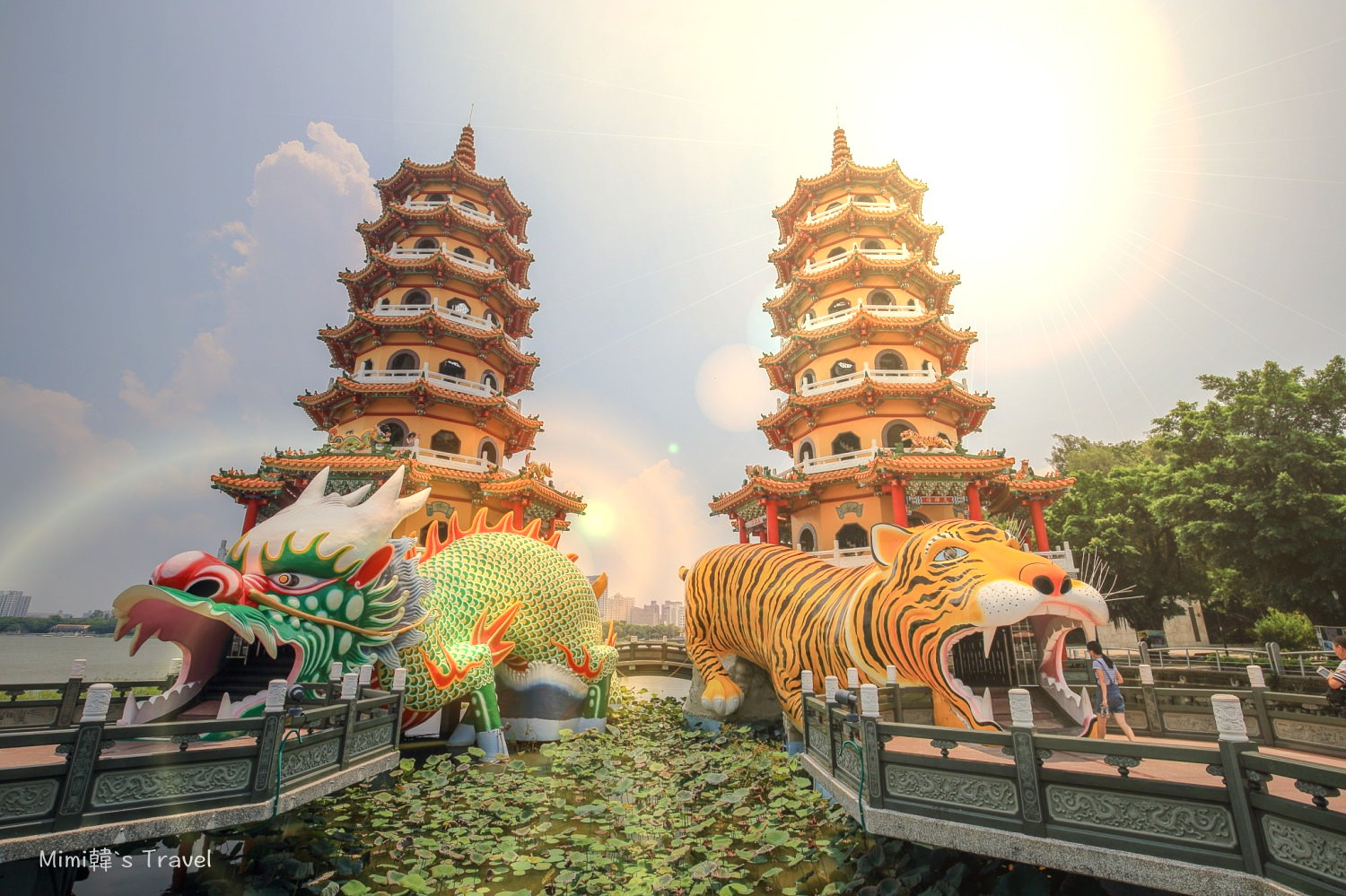 龍虎塔